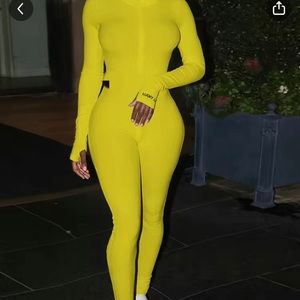 Lucky Label yellow Turtle neck casual Jumpsuit. Size (M)